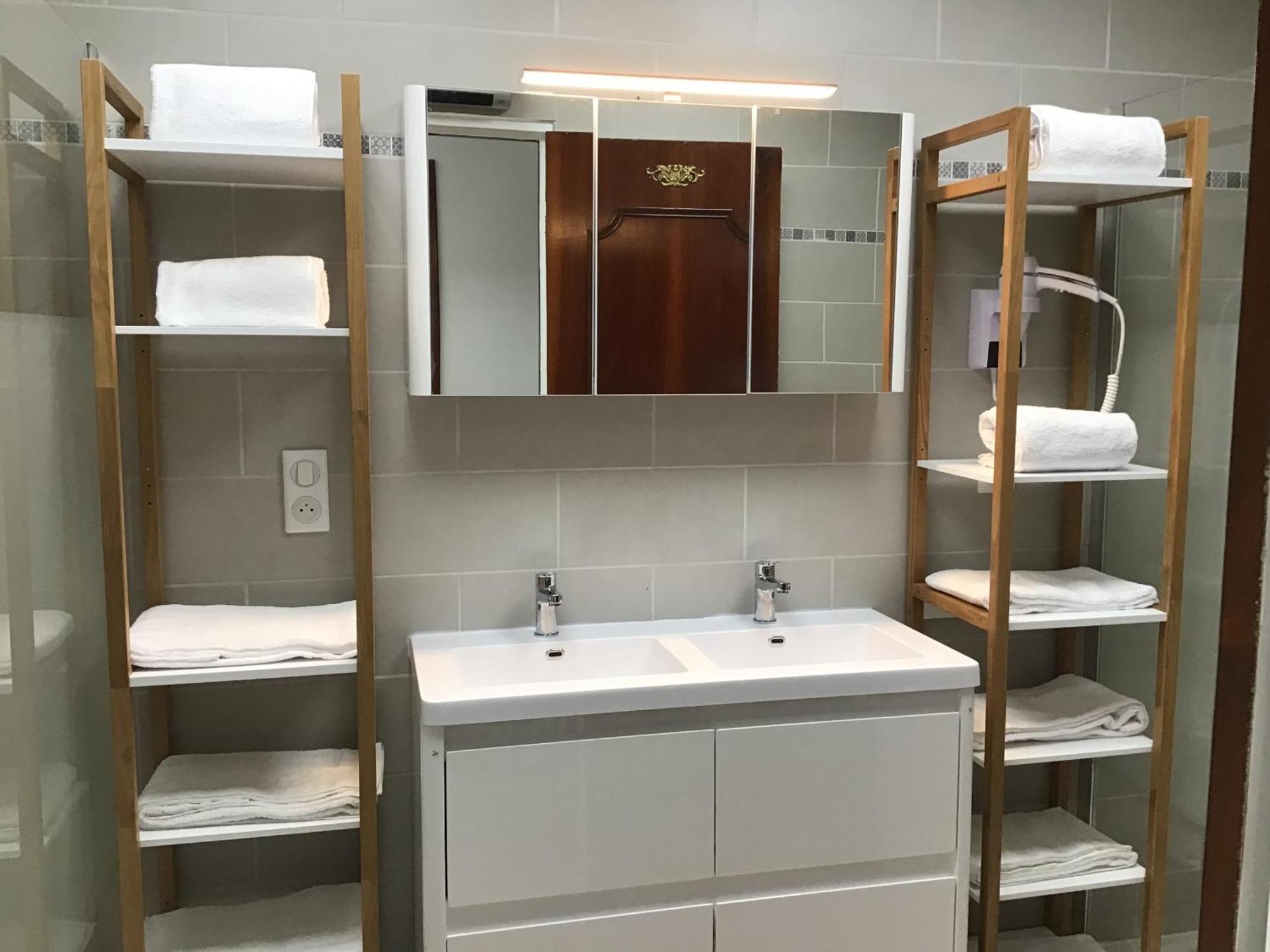 Apartamento Le Soleil 140 M2 Climatisé Parking Privé Proche Sanctuaires *