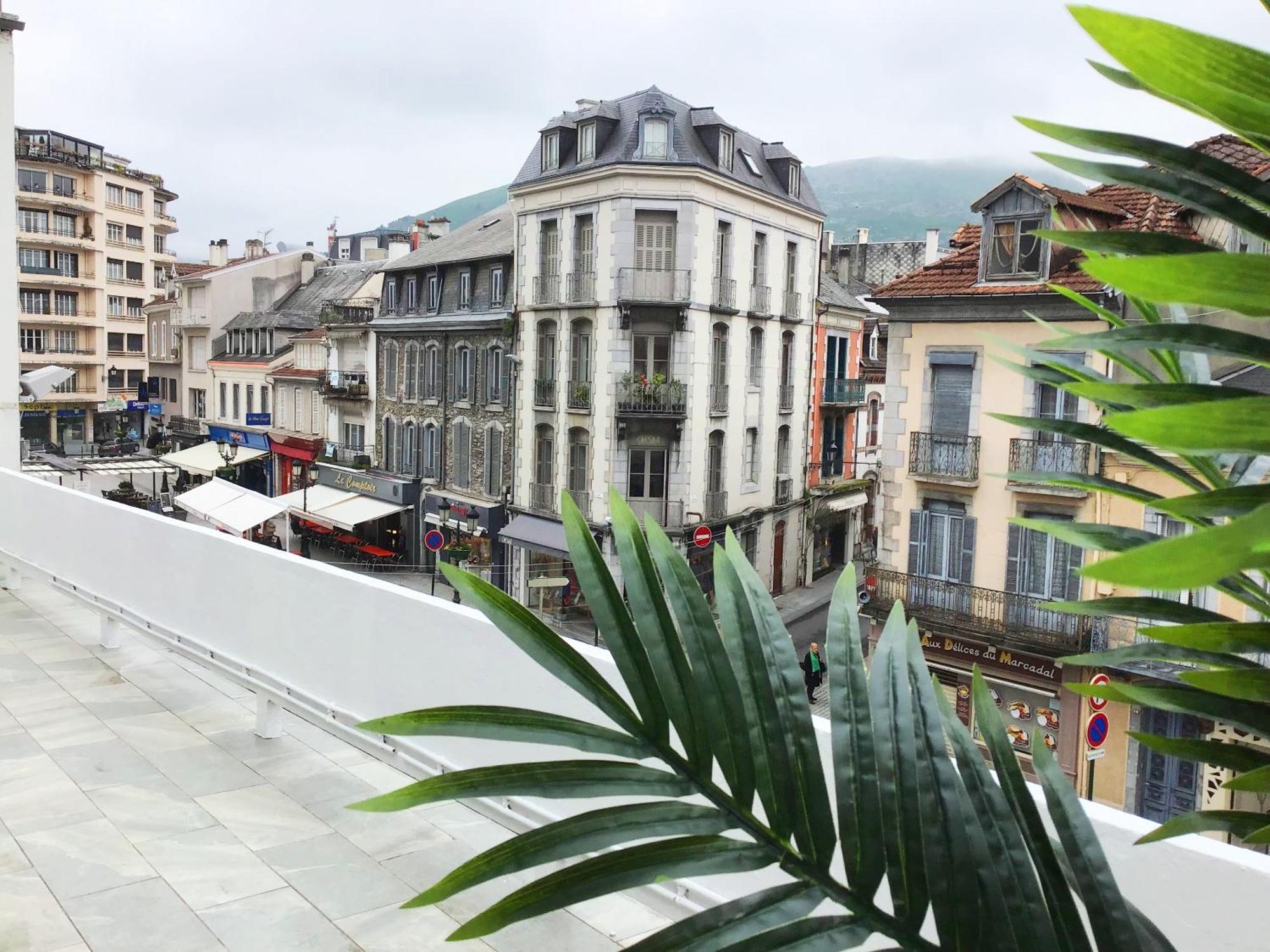 Apartamento Le Soleil 140 M2 Climatisé Parking Privé Proche Sanctuaires